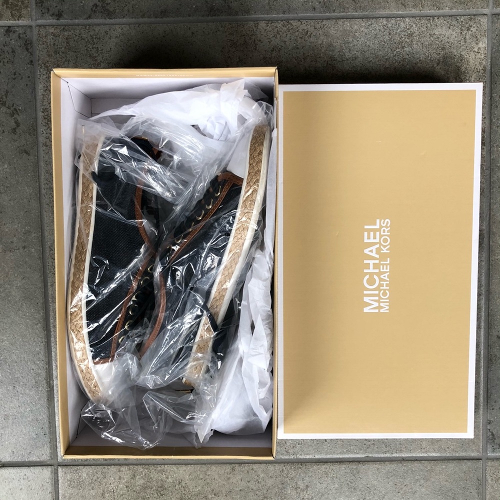 Michael Kors Kristy lace up tennis shoes